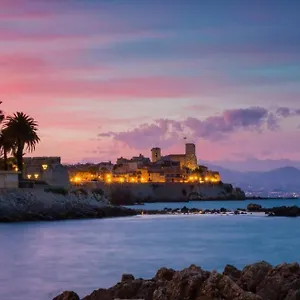 Apartment Amazing New In The Heart Of The Old Town Of, Antibes