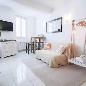 Appartamento Cosy Situe En Plein Coeur Du Vieil Antibes., Antibes