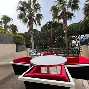 Apartment Sur La Pinede A Juan Les Pins, Antibes